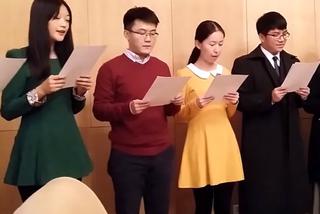 Chińscy studenci polonistyki śpiewają Dozwolone od lat 18! 