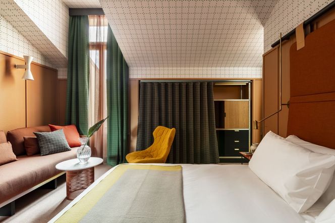 Sypialnia jak w butikowym hotelu? Zobacz inspirujący projekt Patricii Urquioli 