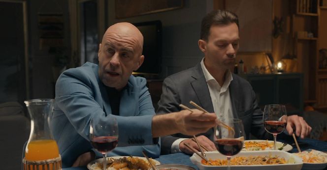 Barwy szczęścia, odcinek 3249. Bazylow (Andrzej Szeremeta), kumpel (Łukasz Ziętek)