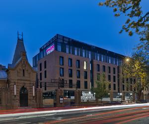 Hotel Moxy Warsaw Praga