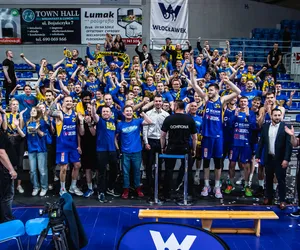 Ostrów. BM STAL wchodzi do rundy play off