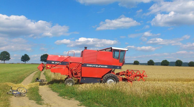 Groźne wypadki na małopolskich drogach. Uwaga kierowcy, trwają żniwa! [ZDJĘCIA]