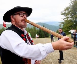 V Dzień Pasterski na Hali Skrzyczeńskiej w Szczyrku