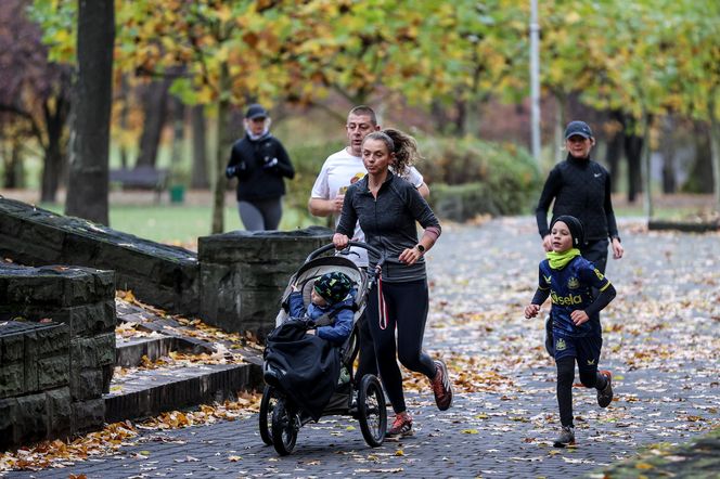 Sobotni parkrun w Katowicach przyciągnął tłumy. W tym biegu nigdy nie będziesz ostatni! GALERIA