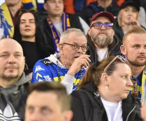 PRES Grupa Deweloperska Toruń - Betard Sparta Wrocław, zdjęcia kibiców i zawodników z Motoareny