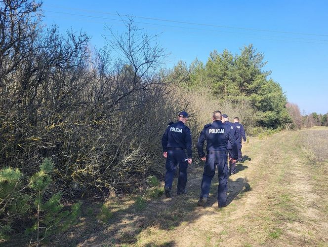 Tajemnicze zaginięcie Jowity Zielińskiej. Policja znów przeczesuje lasy i jeziora [ZDJĘCIA]