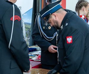 Jubileusz 100-lecia OSP Krzesk-Królowa Niwa uczczony przekazaniem jednostce nowego wozu strażackiego