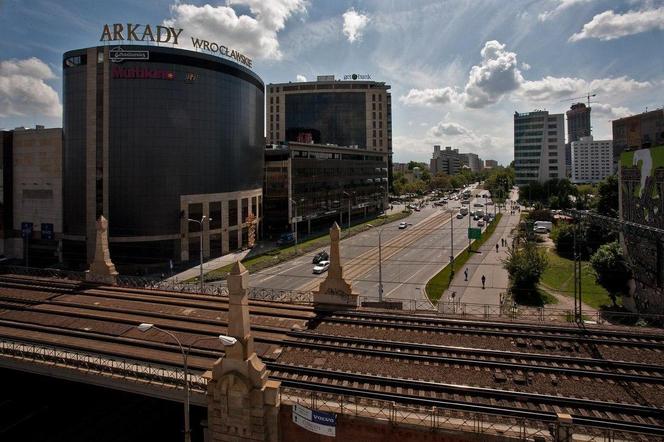 Arkady Wrocławskie oficjalnie sprzedane. Centrum handlowe zostanie wyburzone. Co w jego miejsce?