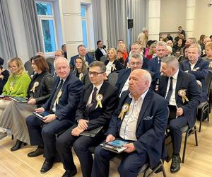 Jubileuszowa sesja i  ceremonia wręczenia statuetek „Honorowy Przyjaciel Starachowic”