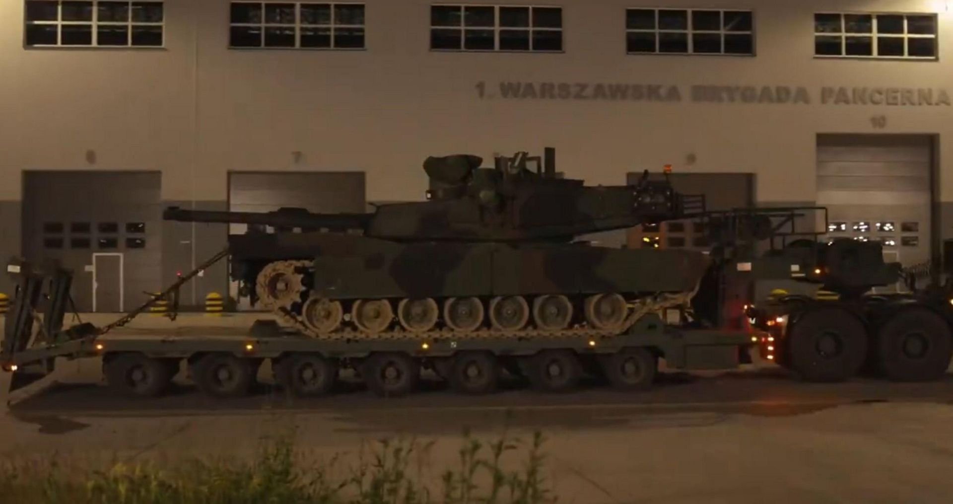 Czołgi Abrams M1A2 #SEPv3 w 1. Warszawskiej Brygadzie Pancernej