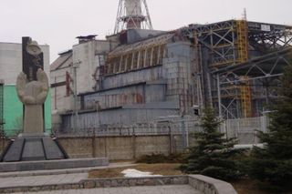 MAEA alarmuje ws. Czarnobylu. Stalowa powłoka uszkodzona przez dron 