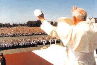 Jan Paweł II 42 lata temu został papieżem! Wielokrotnie odwiedzał Poznań [WSPOMNIENIE]