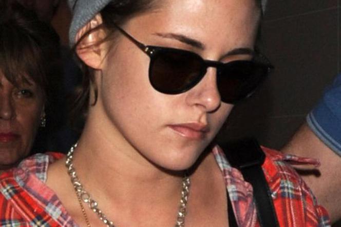 Kristen Stewart na łańcuchu :) Z KŁÓDKĄ! :) ZDJĘCIA