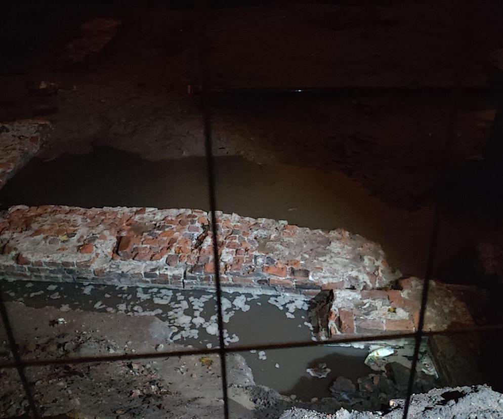 Relikty kompleksu św. Ducha w Toruniu zaatakowane przez deszcz