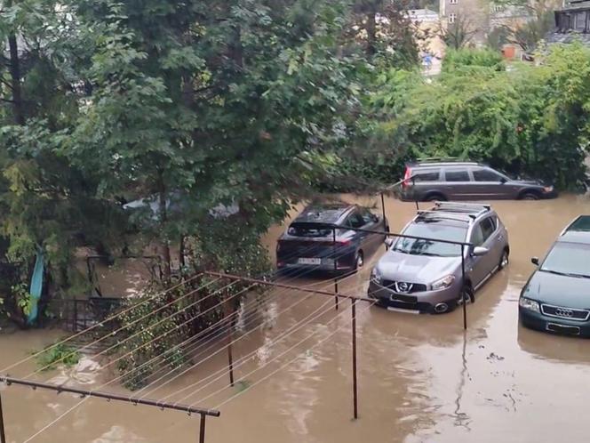 Śląskie miasta walczą z żywiołem, dochodzi do ewakuacji