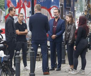 Pogrzeb Joanny Kołaczkowskiej. Tak pożegnali ją przyjaciele z kabaretu. Borek płakała jak uczennica