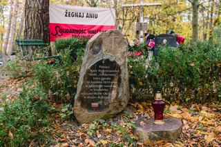 Transparent nad grobem Anny Walentynowicz