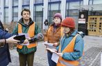 Kilkudziesięciu aktywistów stanie przed sądem. Ostatnie Pokolenie szykuje się na procesy za blokady warszawskich ulic