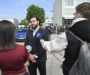 Komornicy na Modlińskiej. Nerwowe starcie przy hali na Białołęce. Ostry konflikt kupców z zarządcą hali