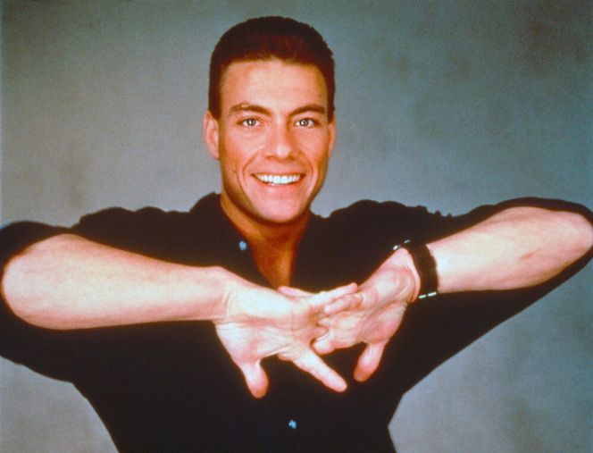 Jean-Claude Van Damme może mieć poważne kłopoty. W tle handel ludźmi 