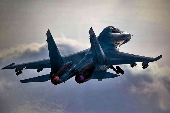 Samolot Su-27