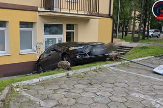 Tragiczny finał wypadku pod szpitalem w Otwocku. Nie żyje potrącona kobieta