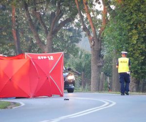 Wypadek na łuku drogi pod Warszawą. Zginął obywatel Ukrainy
