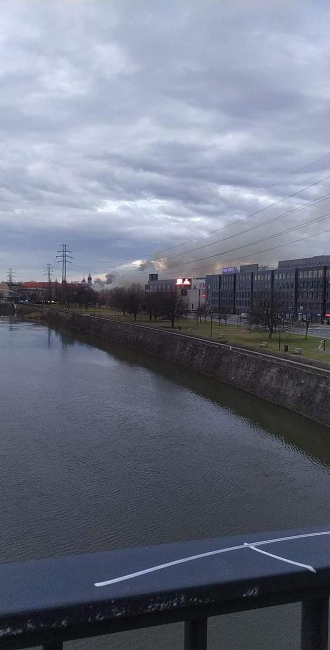 Potężny pożar w centrum Krakowa