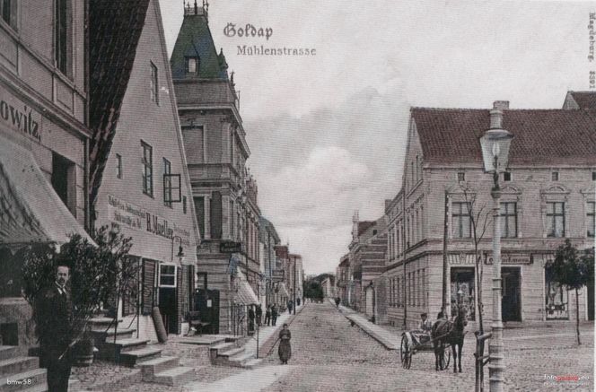 Gołdap. To słynne uzdrowisko w woj. warmińsko-mazurskim. Zobacz, jak wyglądało dawniej!
