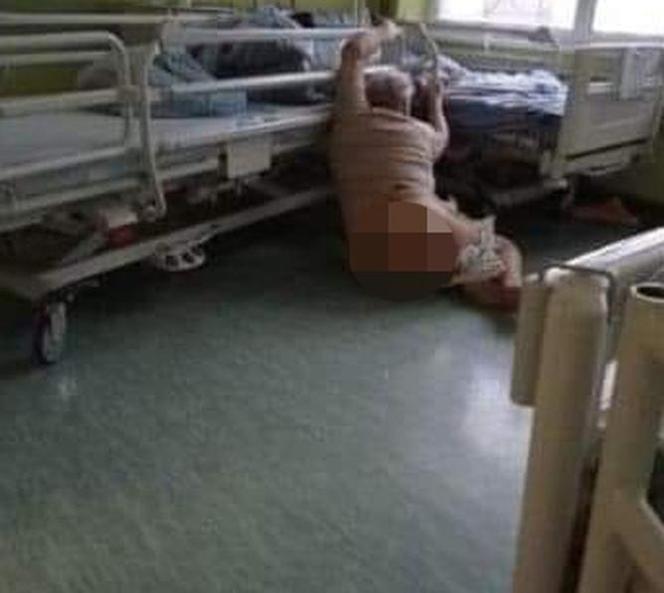 Zakażona leżała na podłodze w szpitalu