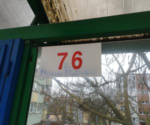 85-latek zdewastowal przystanek w Starachowicach