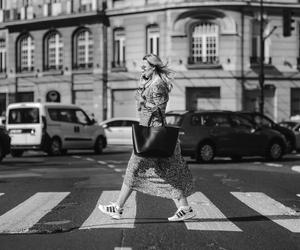 Justyna Lisicka: Porzuciła muzykę dla biznesu samochodowego. Odnawia auta z całego świata!