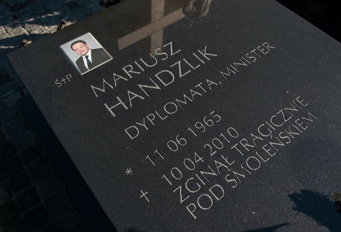 grób Mariusza Handzlika – podsekretarza stanu w Kancelarii Prezydenta RP