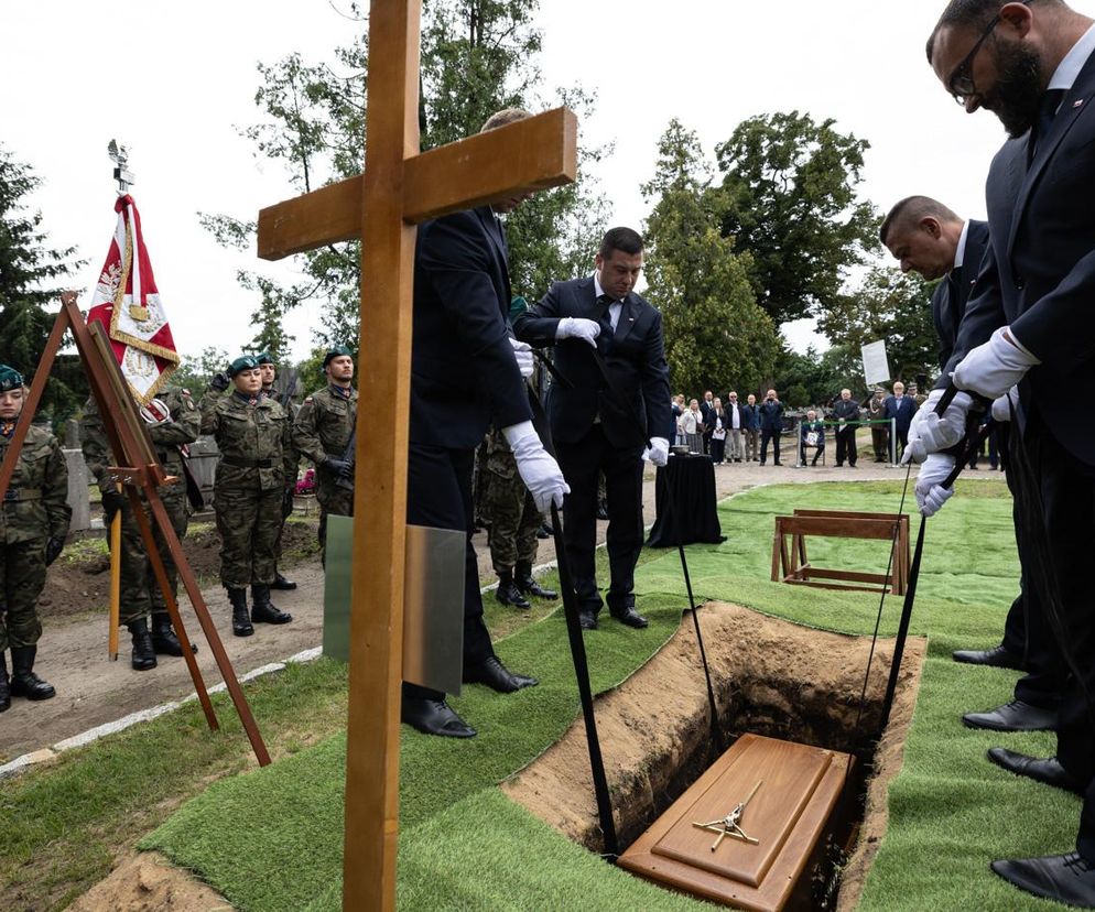 Po 80 latach doczekał się godnego pochówku. „Sosna” spoczął wśród żołnierzy niezłomnych w Bydgoszczy