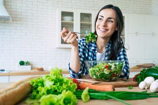 7 warzyw, które warto jeść na surowo
