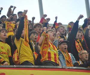 Korona Kielce - Lech Poznań. Zdjęcia kibiców na Exbud Arenie