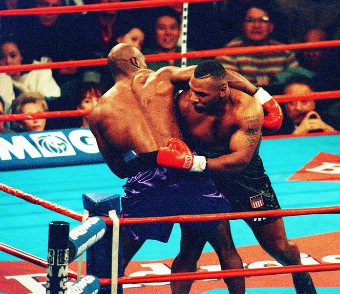 Evander Holyfield vs. Mike Tyson - Super Express