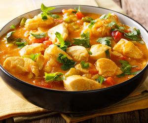 Kokosowy kurczak  w tajskim stylu -  rozgrzeje ciało i duszę