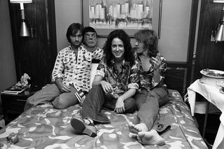 5 muzyków z talentem malarskim. Te gwiazdy rocka to także genialni malarze