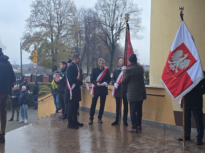 Pogrzeb Jana Furtoka w Katowicach. Tłumy kibiców i działaczy żegna legendę GKS Katowice