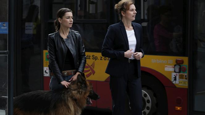 Komisarz Alex 8 sezon odc. 97. Marta Grabska (Beata Fido), Ewa Krassowska (Agnieszka Więdłocha)