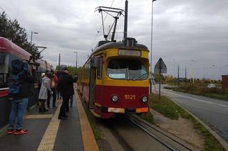 Te kultowe tramwaje nie będą już kursować po Łodzi. Nie miały klimy, ale miały klimat