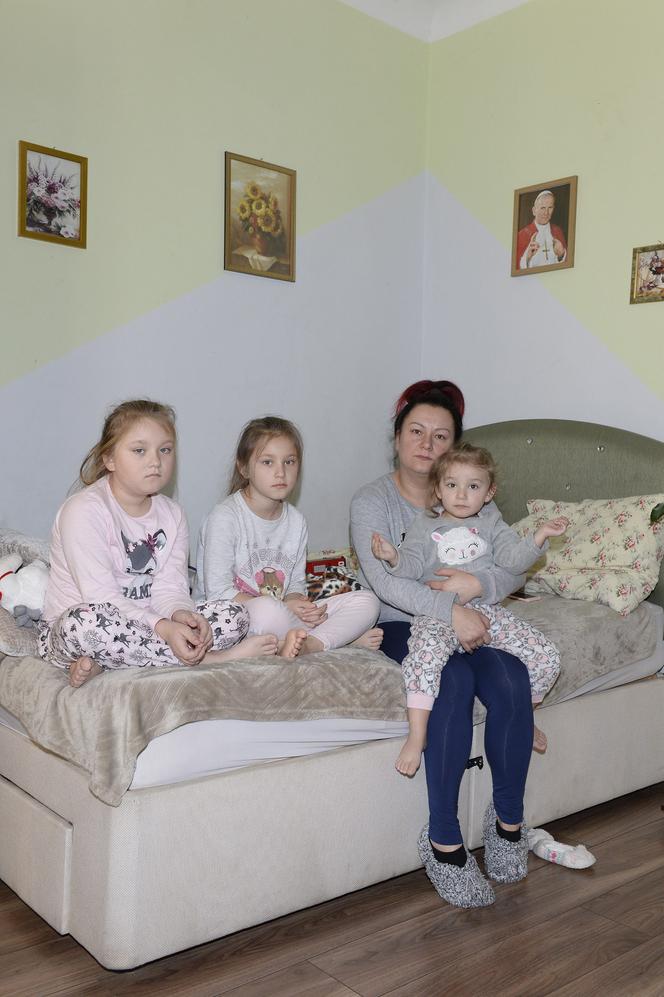 Ten grzyb nas zabije! Przerażające warunki w mieszkaniu komunalnym na Mińskiej.