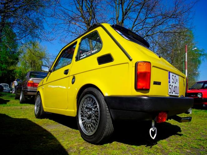Zlot fiatów 126p w Galerii Libero Katowice