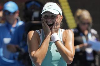 Magda Linette pokonała Czeszkę Vondrousovą po trzech zaciętych setach! WTA Madryt Linette - Vondrousova WYNIK RELACJA NA ŻYWO