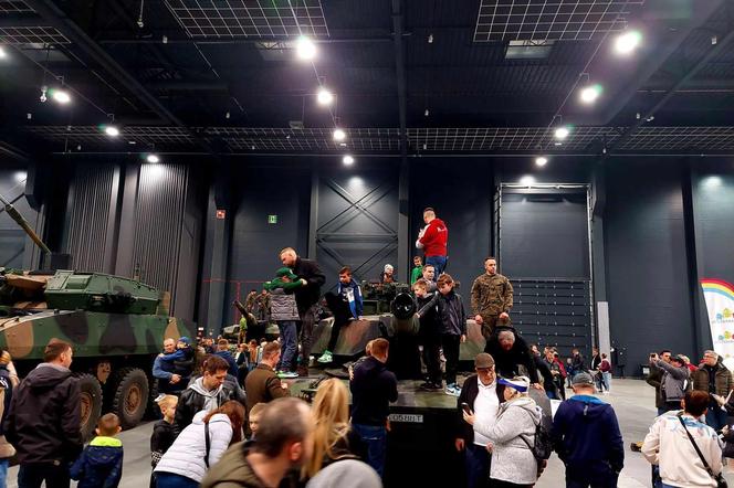 Nieprzebrane tłumy na pikniku militarnym NATO w Myślęcinku. Zobaczcie, jak się bawiliśmy 