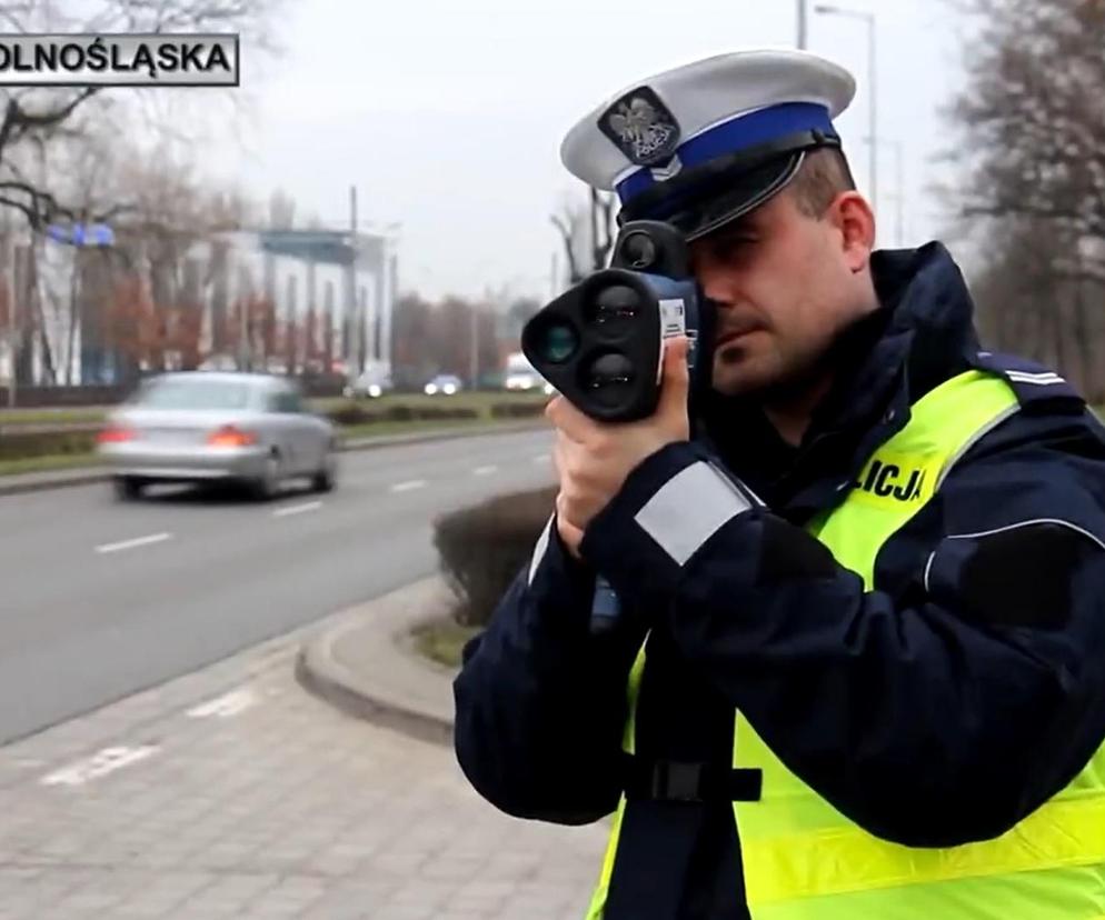 Trwa nabór na policjantów we Wrocławiu. Ile można zarobić na początek?