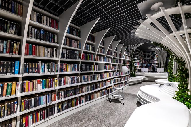 Metroteka – biblioteka na stacji metra M2 Kondratowicza w Warszawie