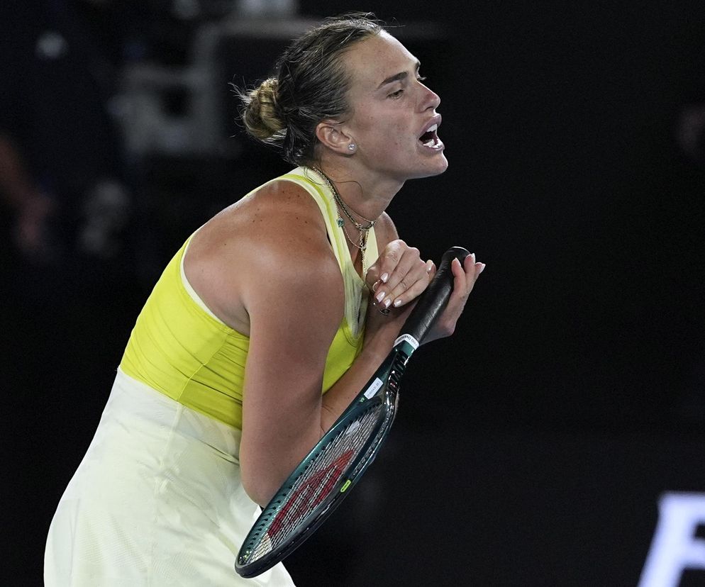 Aryna Sabalenka zniszczyła rakietę podczas finału Australian Open - GALERIA