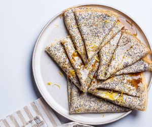 Tym składnikiem podkręcam naleśniki. Są pyszne, efektowne i idealne na świąteczny deser 